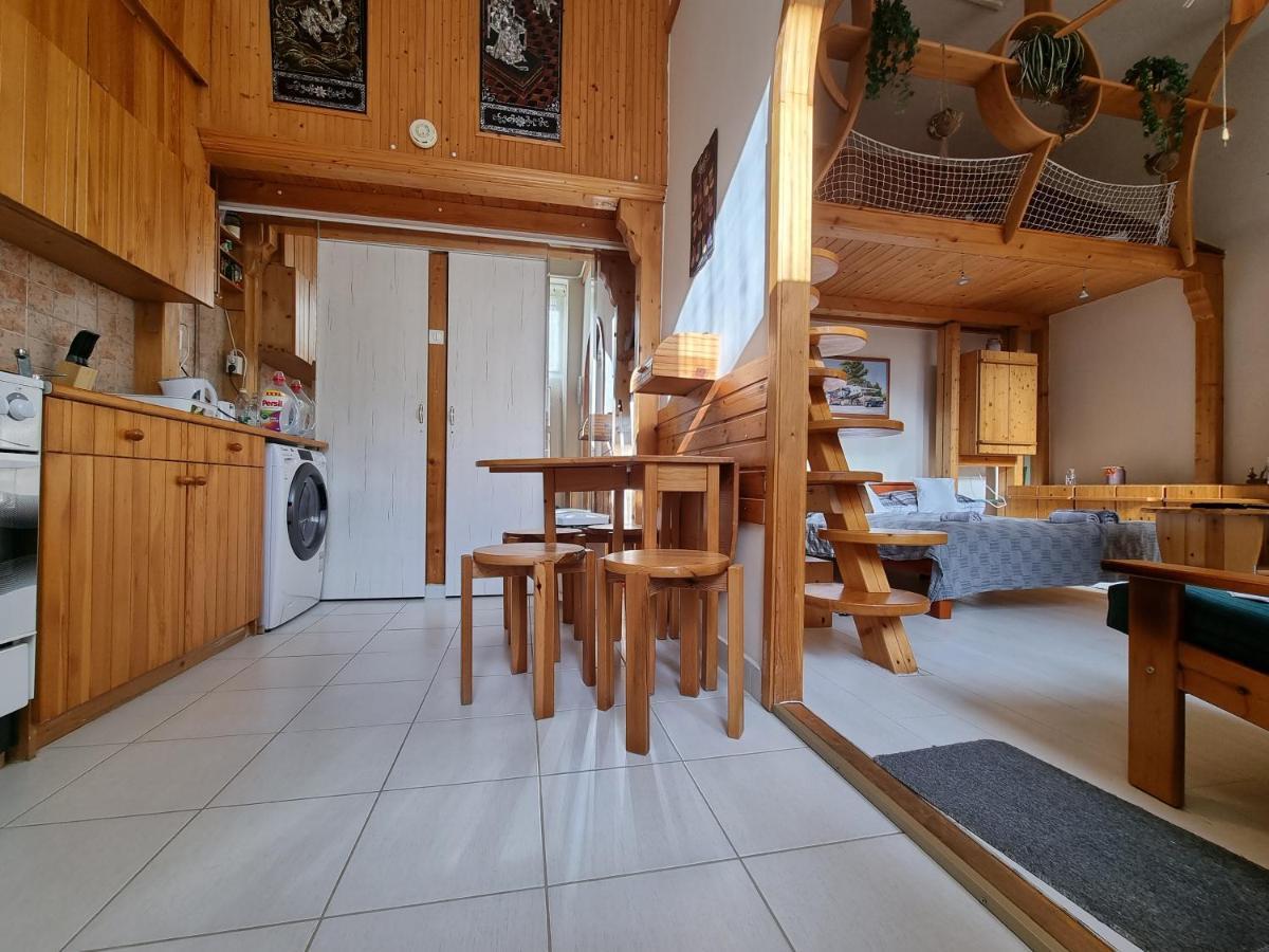 Little Cozy Apartman Miskolc Luaran gambar