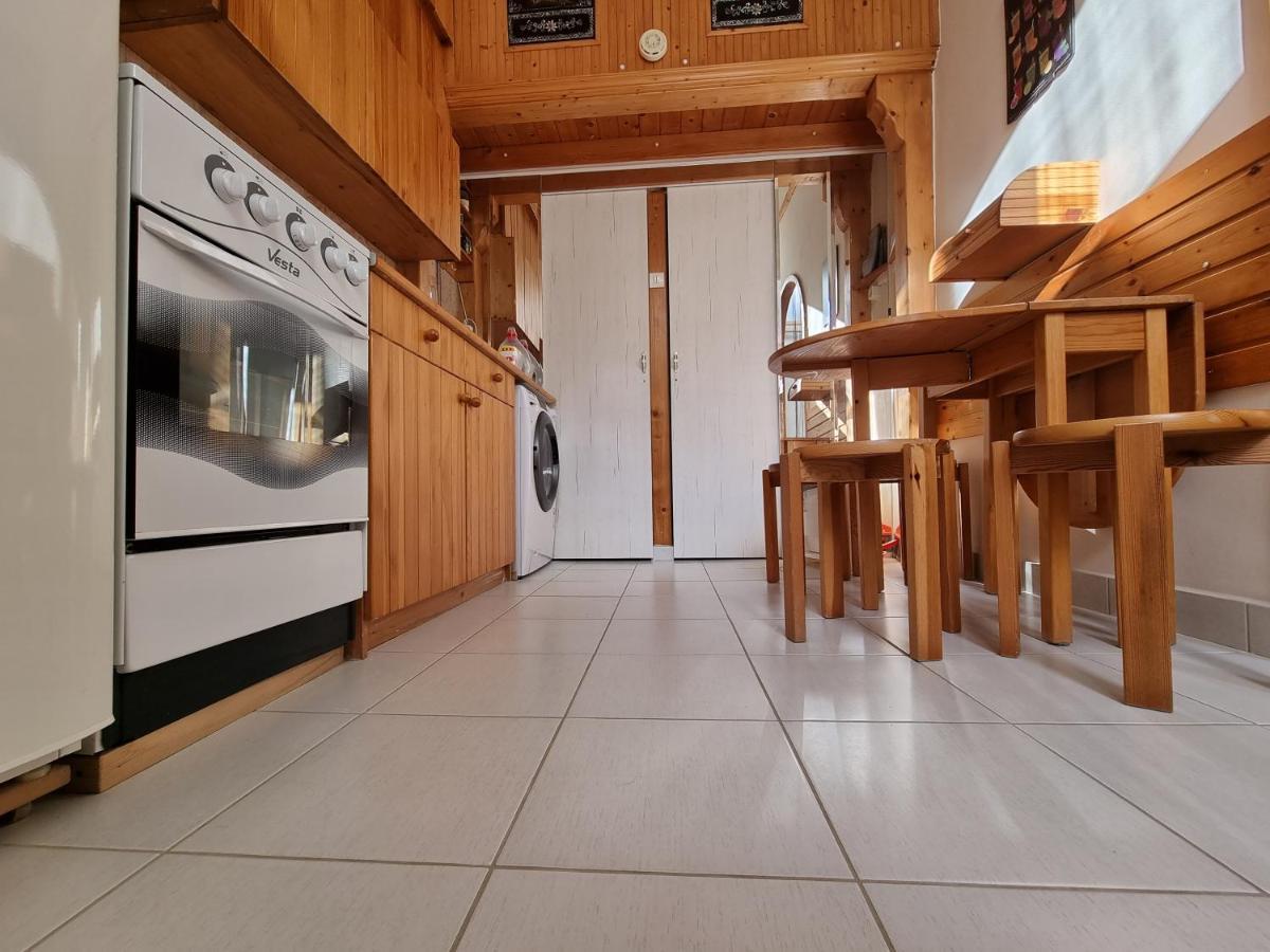 Little Cozy Apartman Miskolc Luaran gambar
