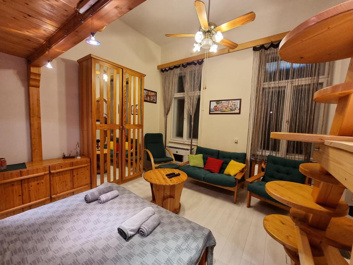 Little Cozy Apartman Miskolc Luaran gambar